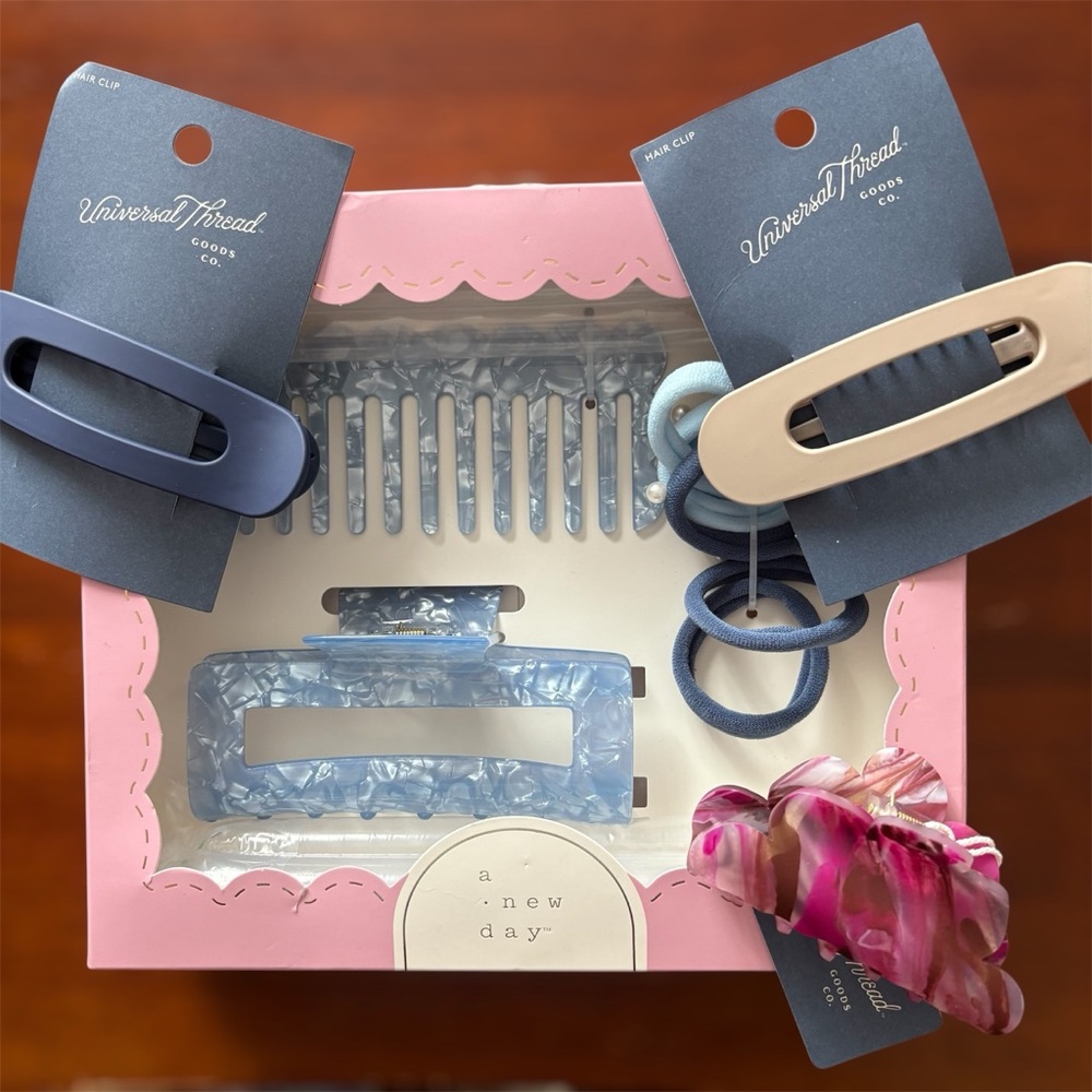 Universal Thread/A New Day Blue, Tan, Pink Hair Accessories Set Clips Pony O’s